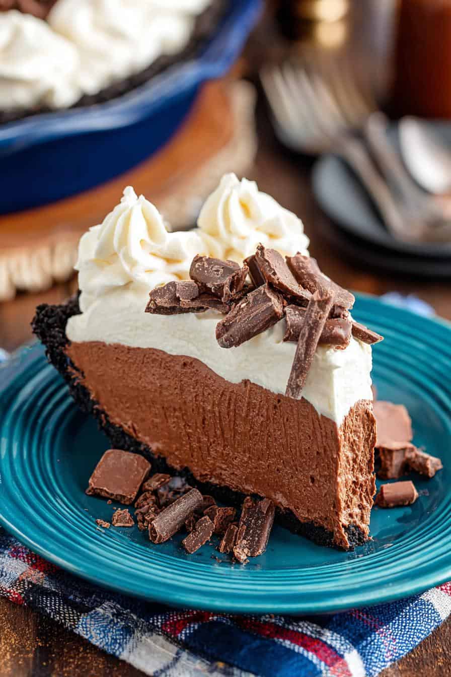 Easy Chocolate French Silk Pie Recipe - detail 2